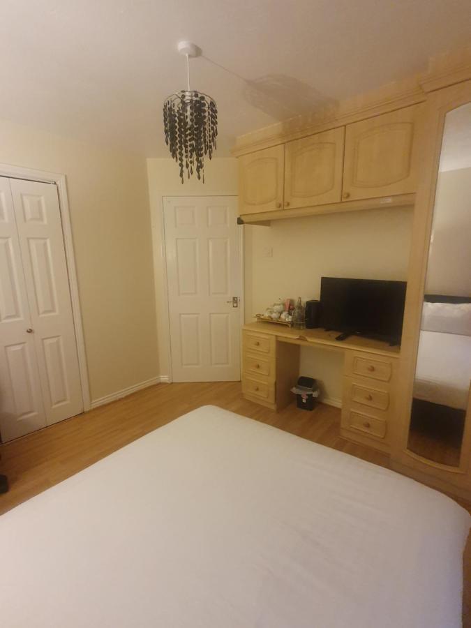 Double Size And Single Room In Barking Barking  Zewnętrze zdjęcie